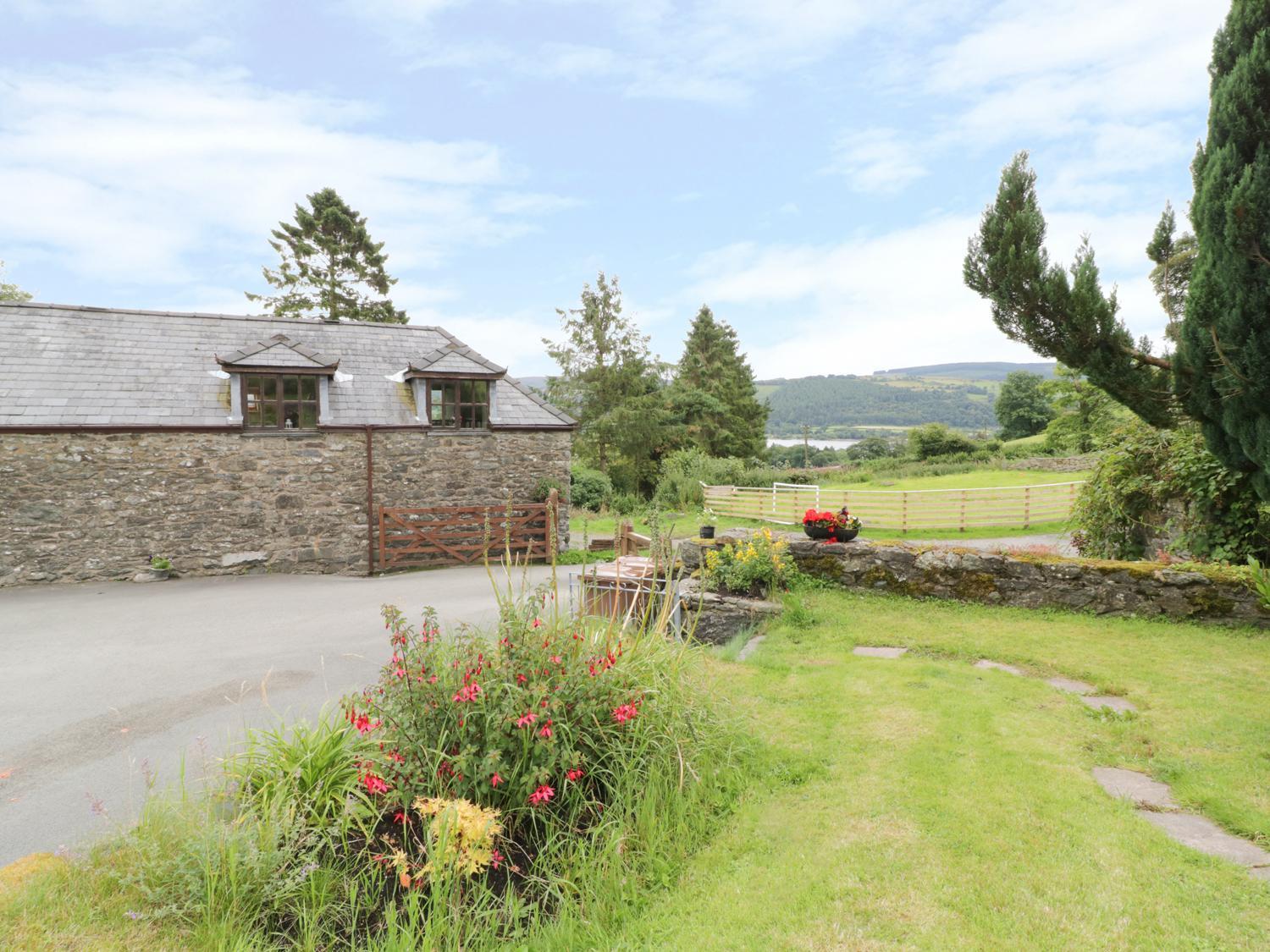 Hen Ysgubor Cottage バラ エクステリア 写真