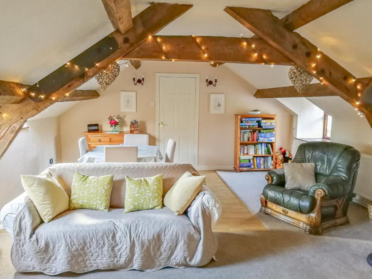 Hen Ysgubor Cottage バラ エクステリア 写真