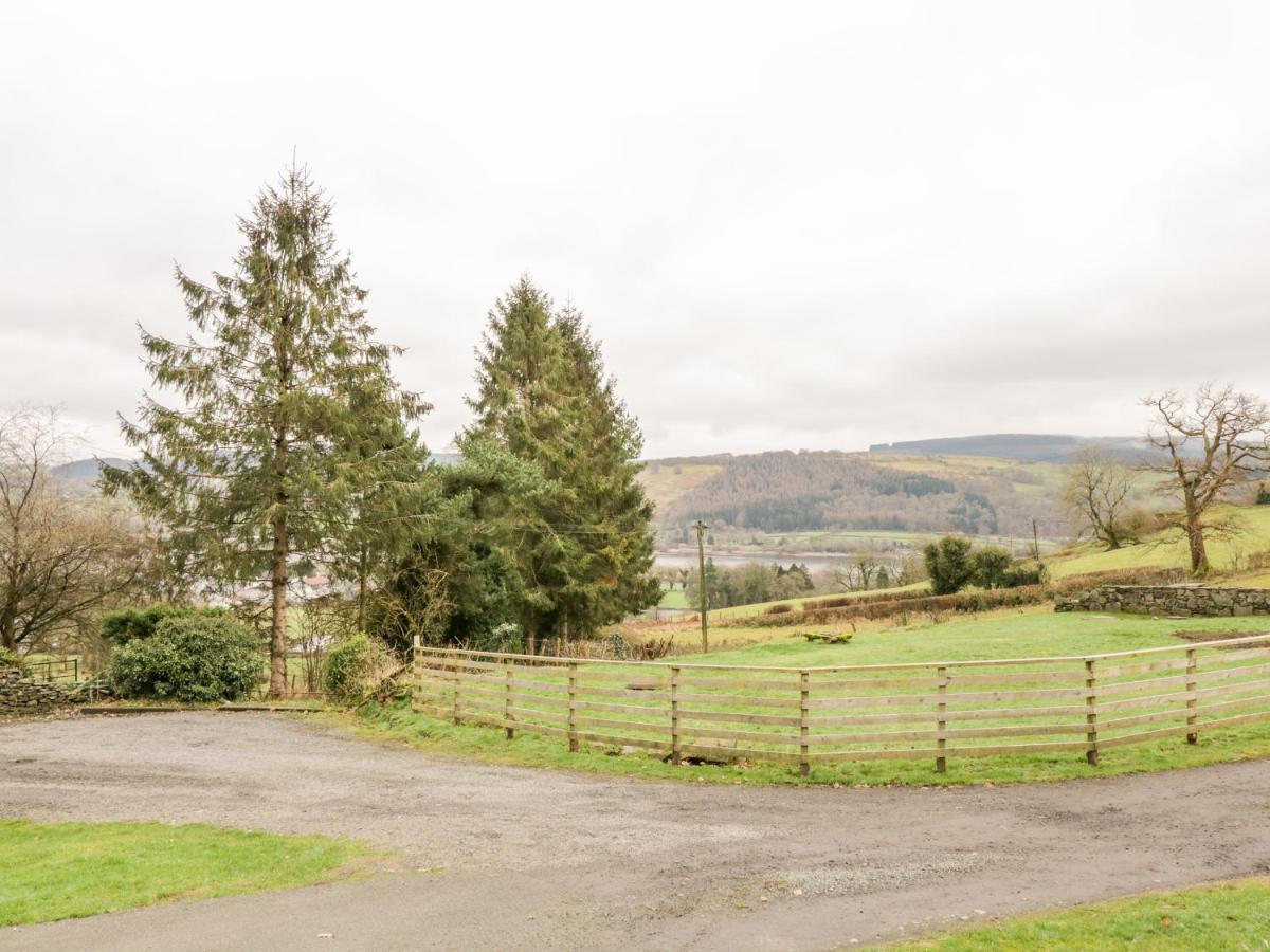 Hen Ysgubor Cottage バラ エクステリア 写真
